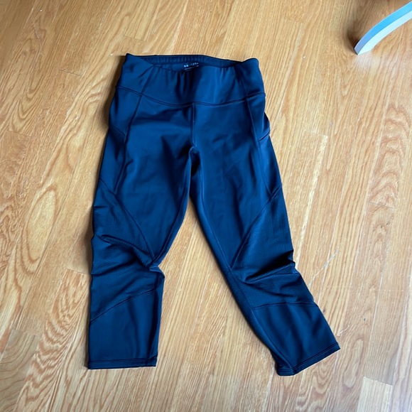 Athleta - Picture 2 of 7